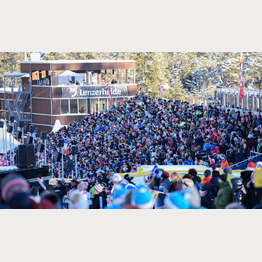 Volle Tribüne am Biathlon-Weltcup in Lenzerheide